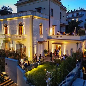 Relais Montedonzelli Bed & Breakfast Naples