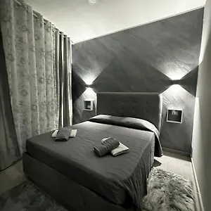 Urban House Bed & Breakfast Aeroporto di Catania Fontana Rossa