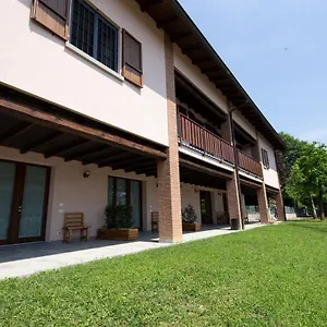 https://bb-la-tezza.italymilanhotels.net